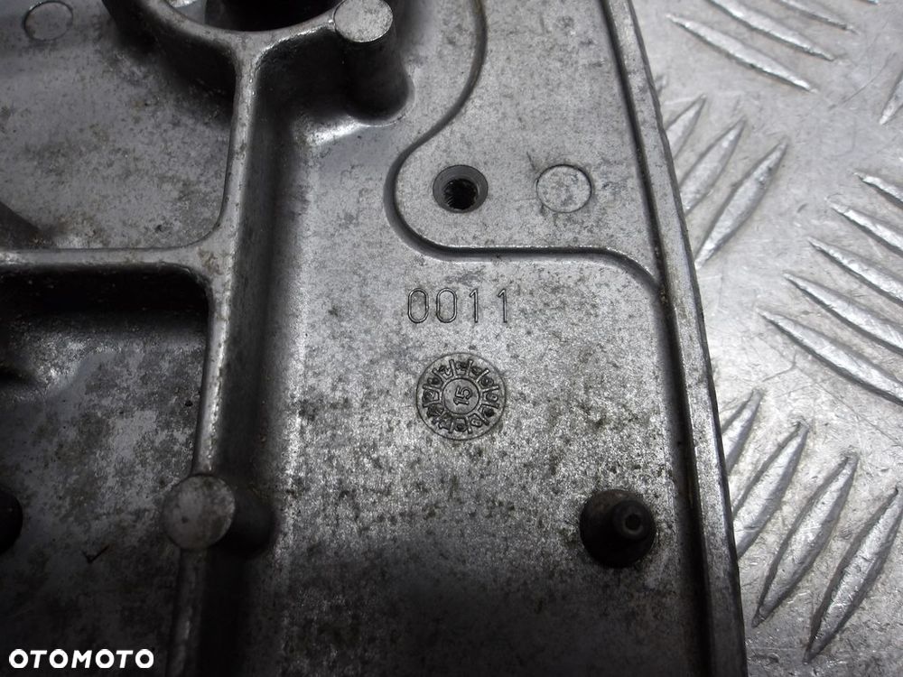 Podest kierowcy przód lewy KAWASAKI VN 2000 VULCAN 04-07r   PN. 34028-0011 - 6