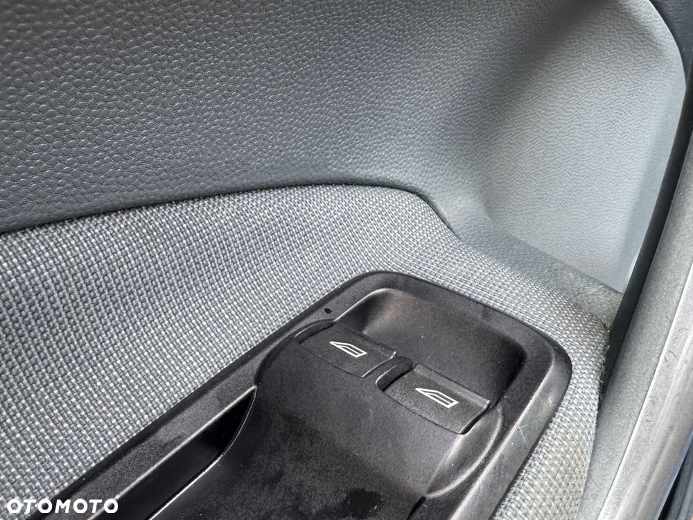 Ford Fiesta 1.25 Celebration - 19