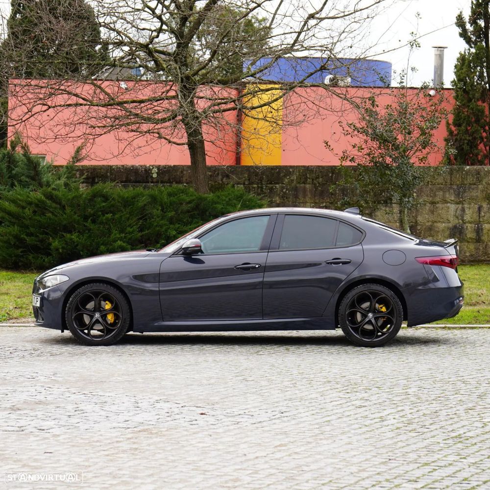 Alfa Romeo Giulia 2.2 D AT8 - 7