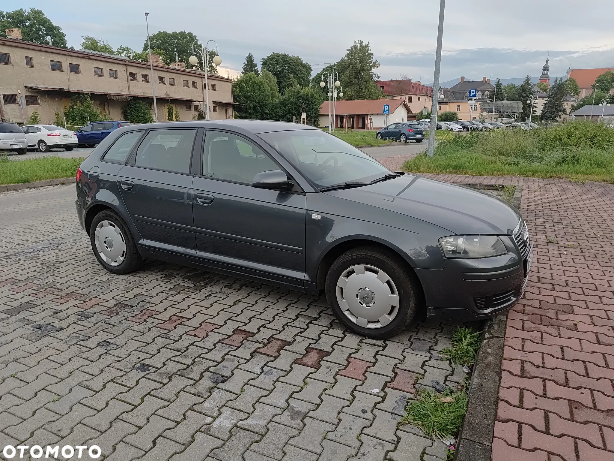Audi A3 2.0 FSI Ambiente - 6