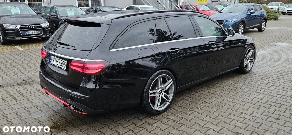 Mercedes-Benz Klasa E 200 d T 9G-TRONIC - 8