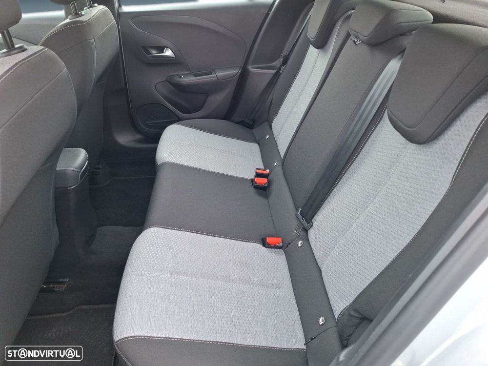 Opel Corsa 1.2 — fotografia 14