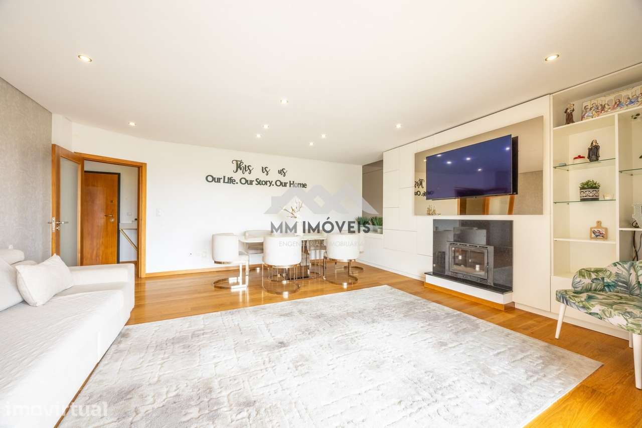 Apartamento T3 | Fânzeres | Condomínio Fechado | Varanda | Jardim | Bo - Grande imagem: 2/48