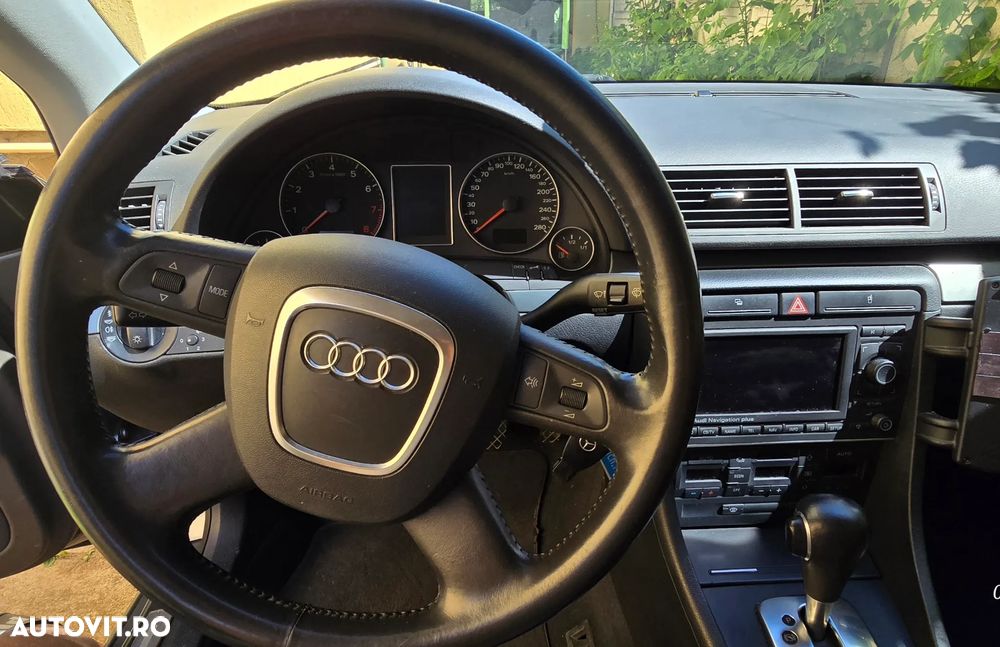 Audi A4 Limuzina 2.0 T FSI multitronic - 5