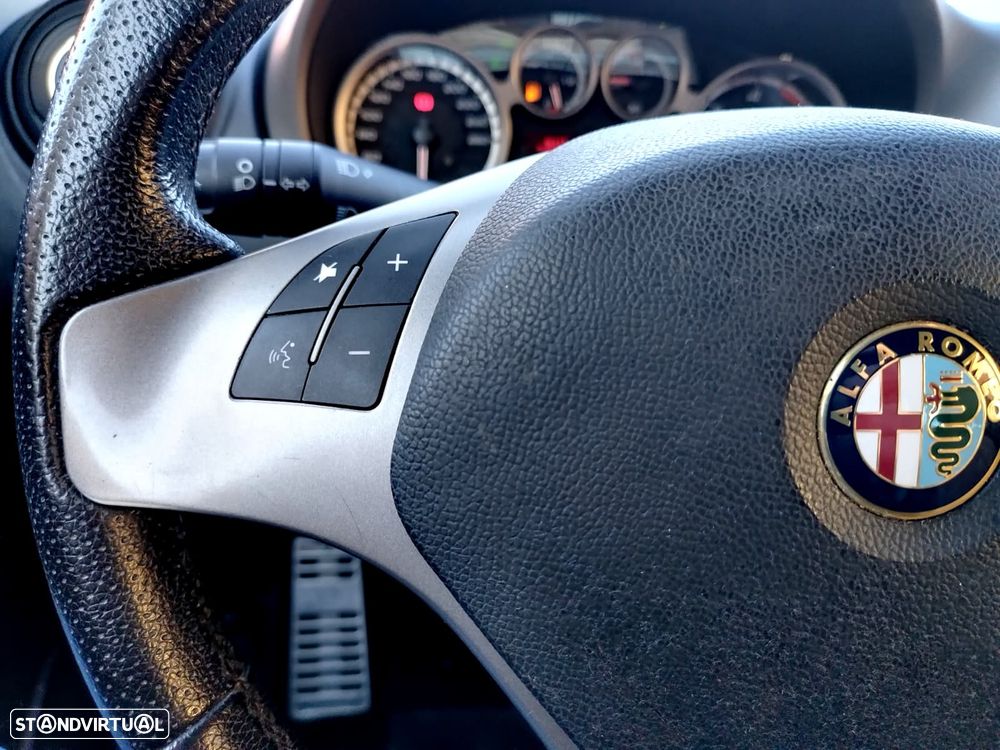 Alfa Romeo MiTo 1.3 JTD Distinctive S&S - 33