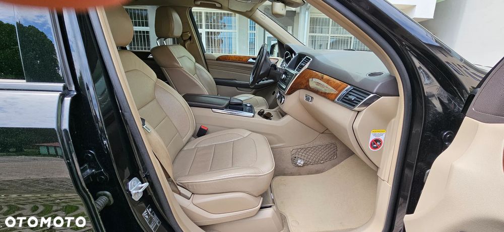 Mercedes-Benz ML 350 BlueTEC 4-Matic - 9