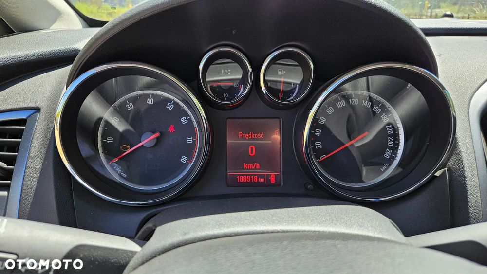 Opel Astra IV 1.6 Active - 5