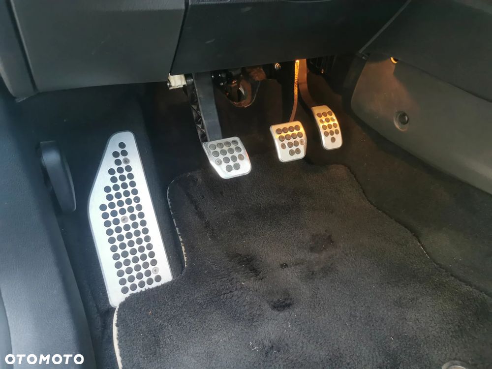 Ford Mondeo 2.2 TDCi Titanium X - 17