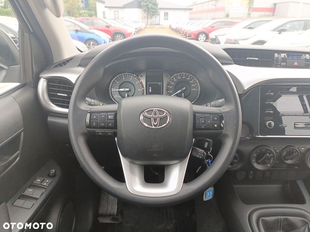 Toyota Hilux 2.4 D-4D Double Cab DLX 4x4 - 16