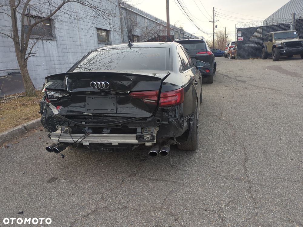 Audi S4 Limousine - 19