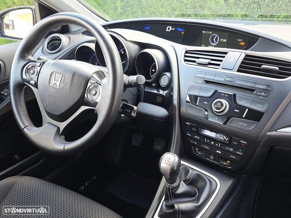 Honda Civic 1.6 i-DTEC Elegance - 24