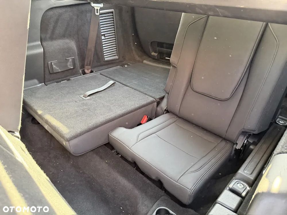 Land Rover Discovery Sport - 16