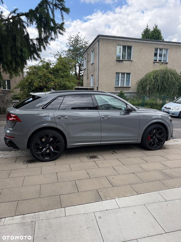 Audi RS Q8 - 7