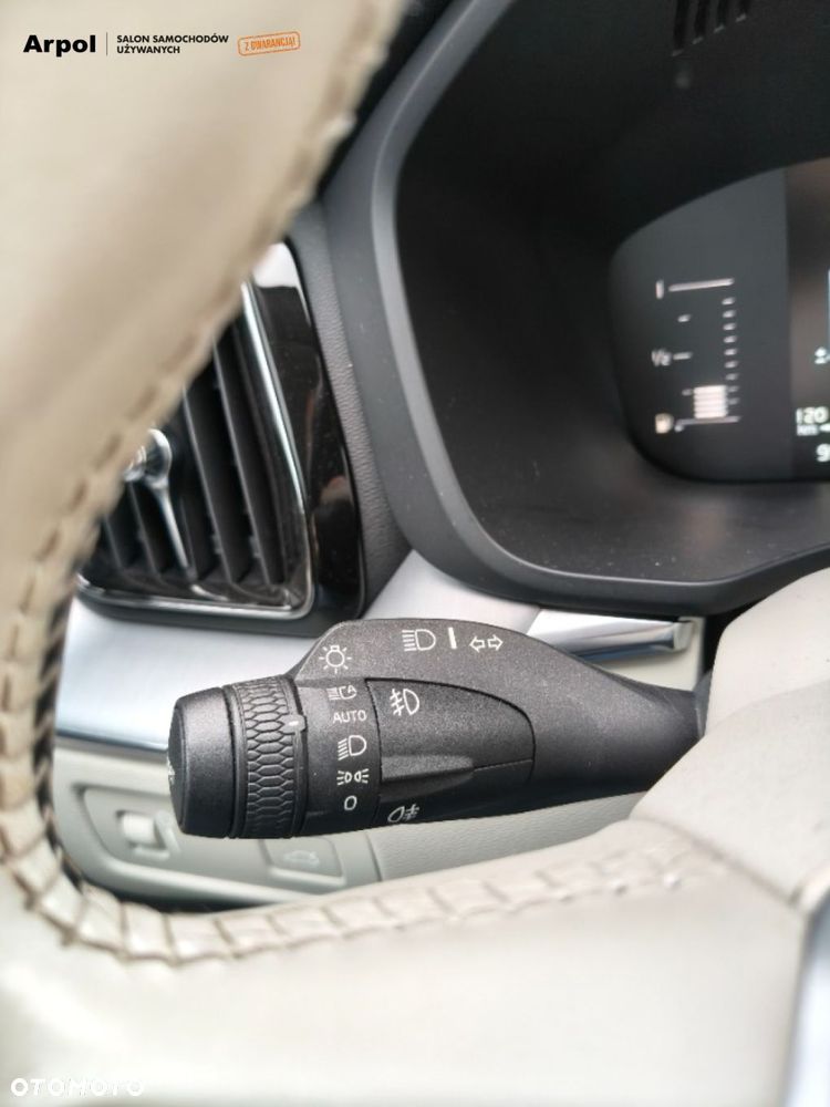 Volvo XC 60 T5 AWD Momentum - 15