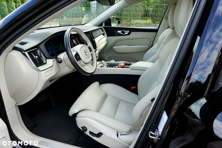 Volvo XC 60 B4 D AWD Geartronic Inscription - 23