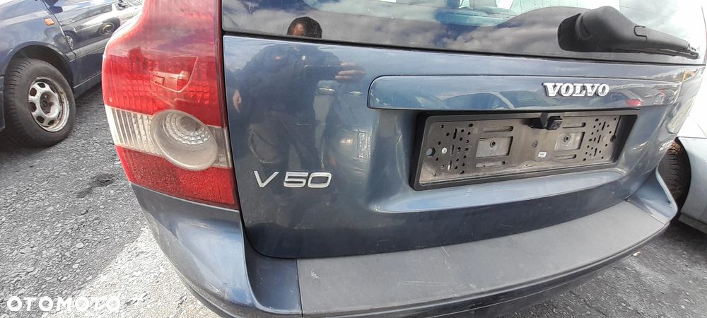 VOLVO V50 KOMBI KLAPA BAGAZNIKA TYLNA TYŁ KOMPLETNA 466-46 nr. 83/9 - 2