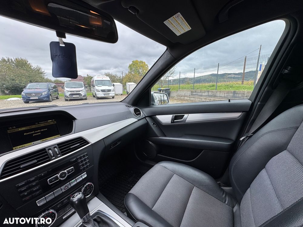 Mercedes-Benz C - 6