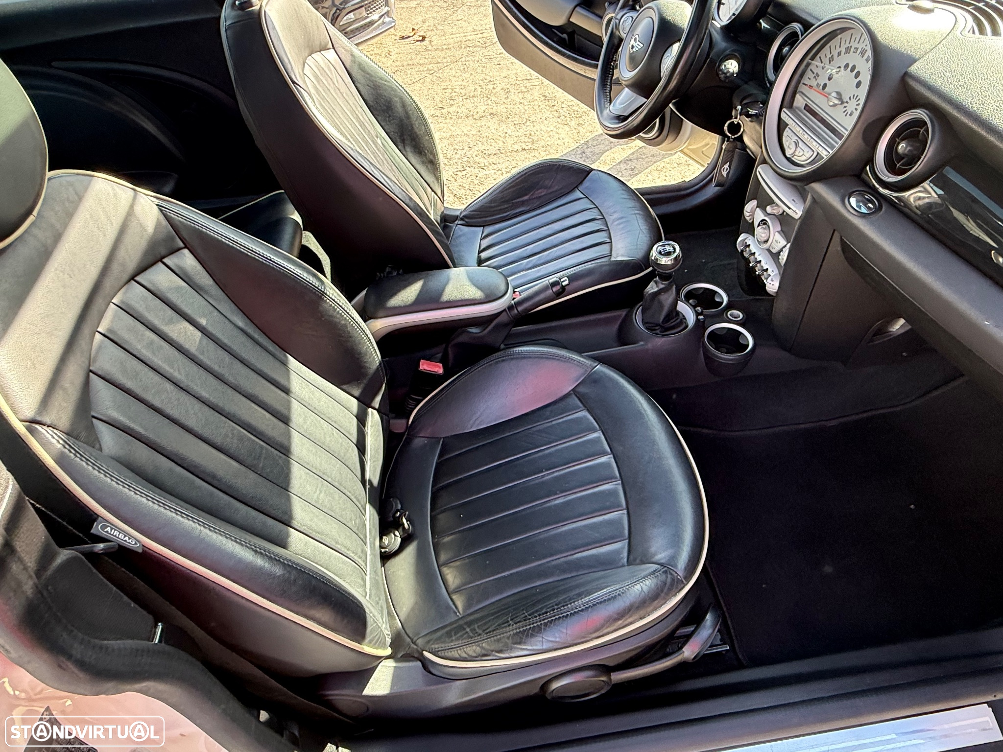MINI 3 Portas Cooper D - 33