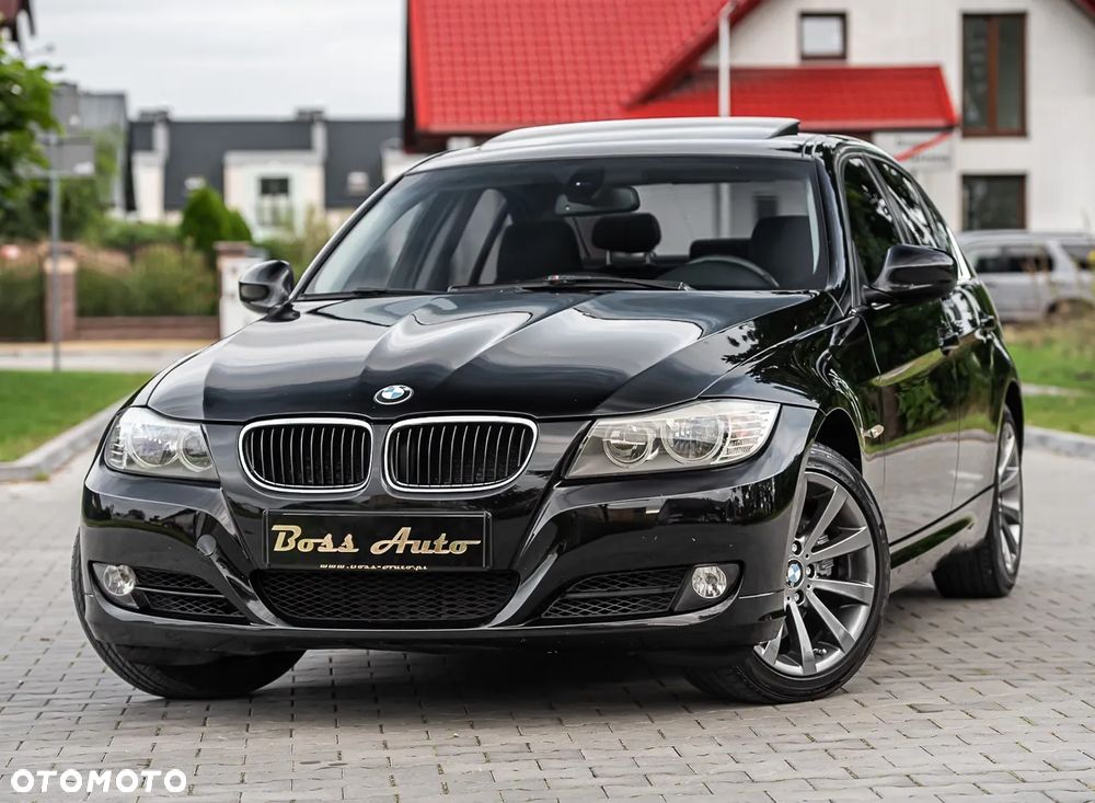 BMW Seria 3 325d DPF Touring - 5