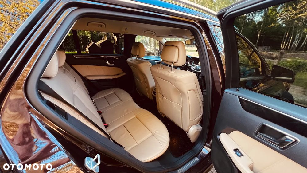 Mercedes-Benz Klasa E 350 CDI BlueEff - 25