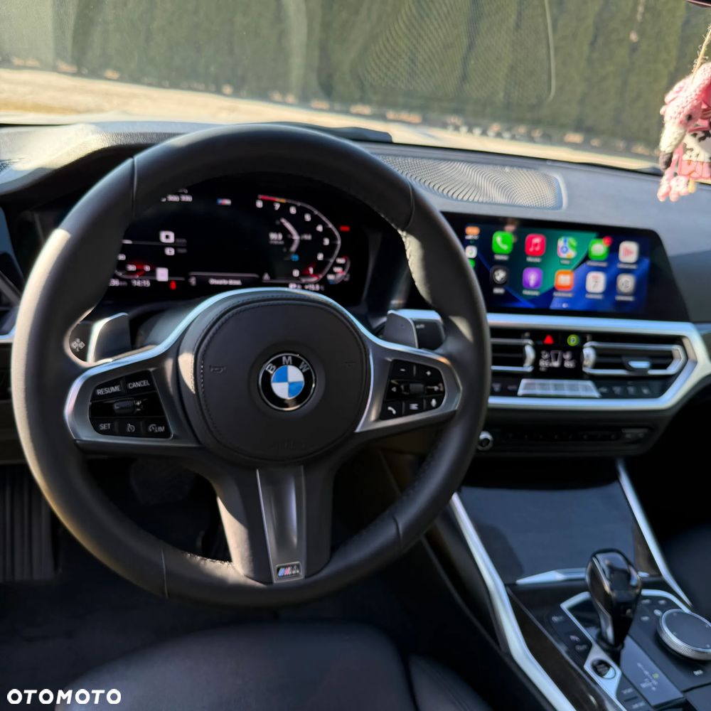 BMW Seria 3 330i xDrive M Sport - 31