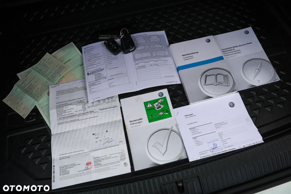 Volkswagen Golf Sportsvan 1.2 TSI (BlueMotion Technology) Comfortline - 30