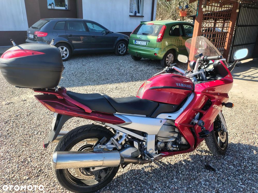 Yamaha FJR - 2