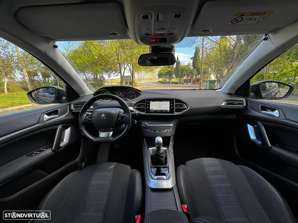 Peugeot 308 1.5 BlueHDi Allure - 15