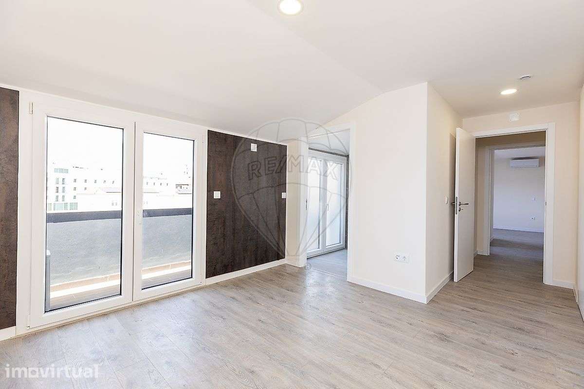 Apartamento T4 para venda - Grande imagem: 4/47