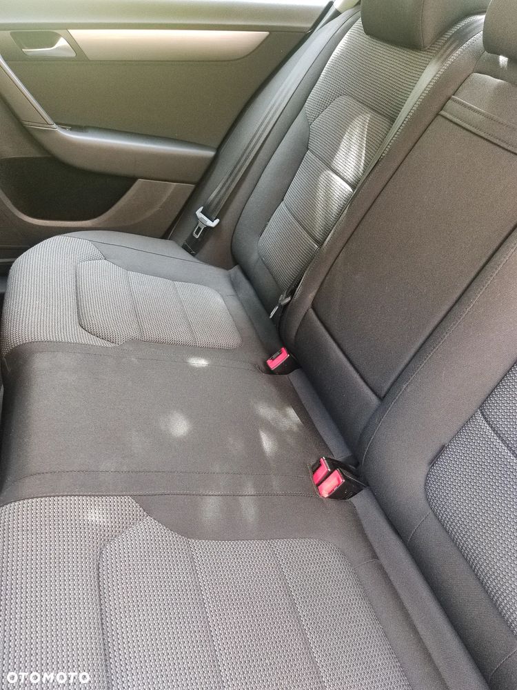 Volkswagen Passat 1.4 TSI Comfortline - 8