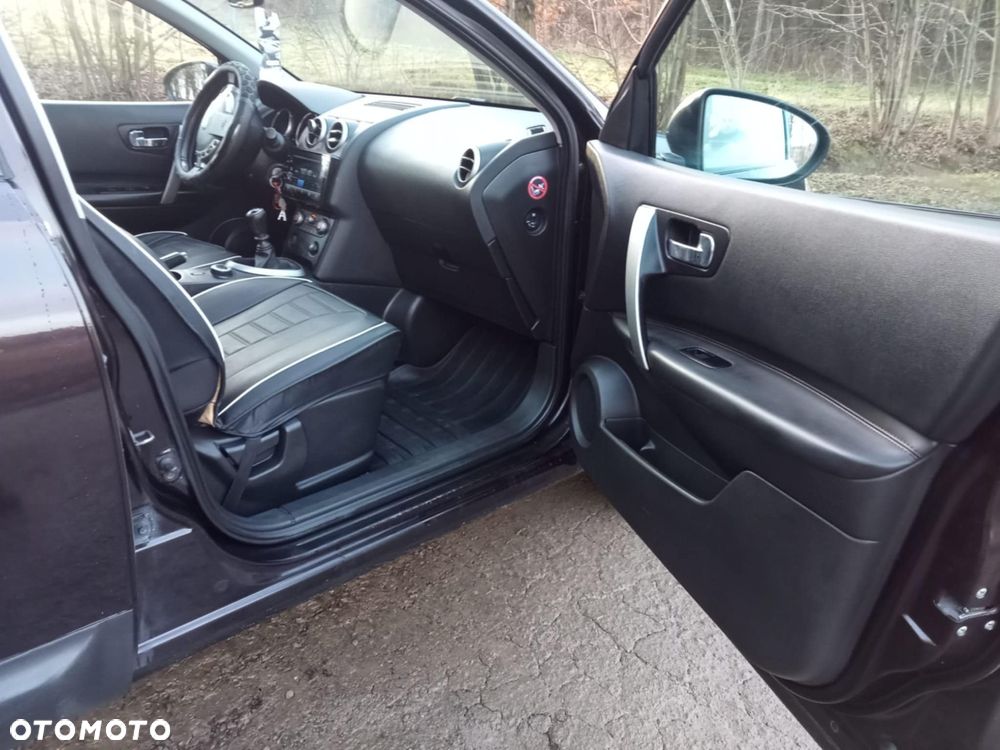 Nissan Qashqai 2.0 dCi 4x4 Tekna - 11