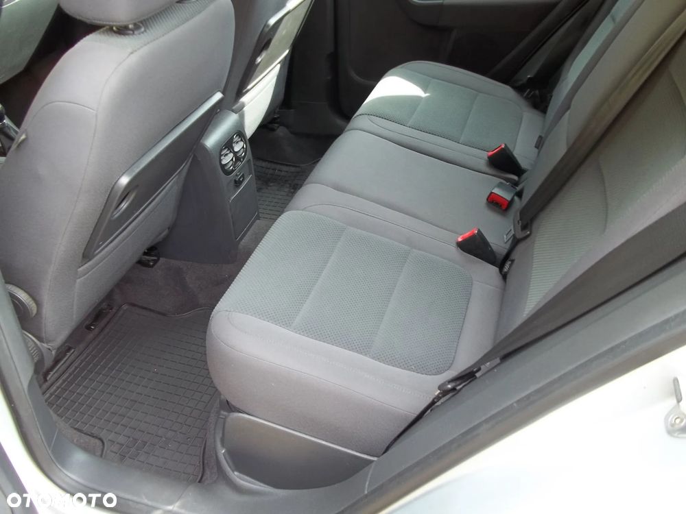 Volkswagen Golf Plus 1.4 Comfortline - 11