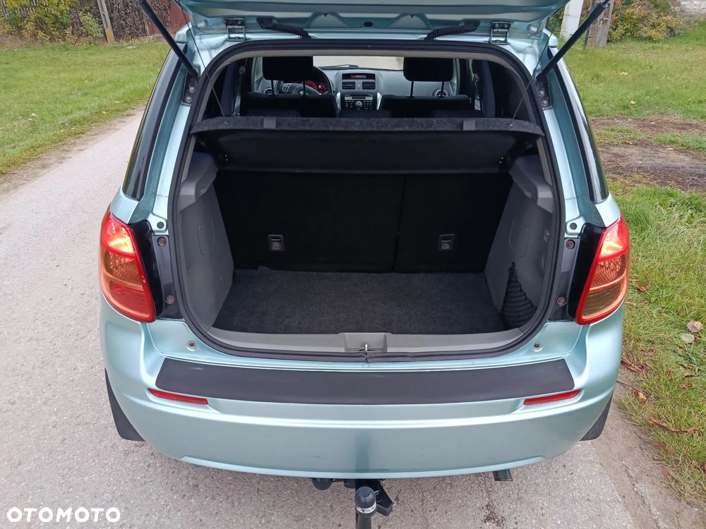 Suzuki SX4 1.6 GLX / Comfort - 8