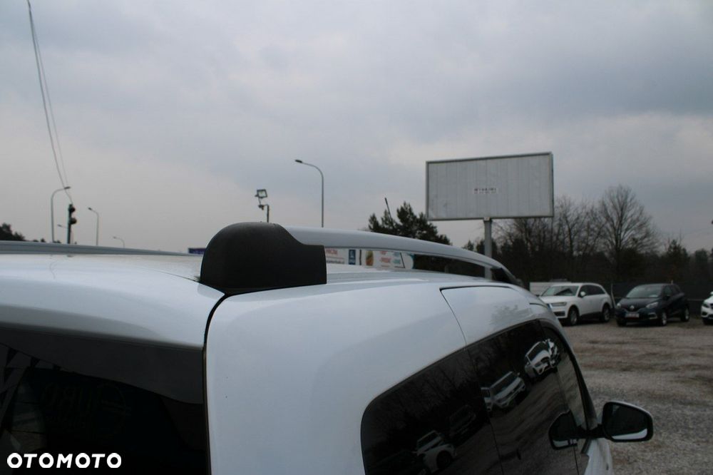 Ford Tourneo Courier - 29