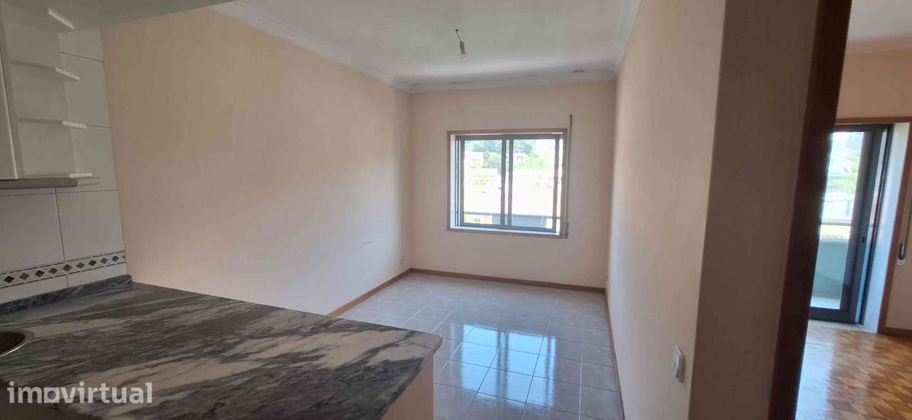 Arrendo T1 Kitchenette - Grande imagem: 3/8