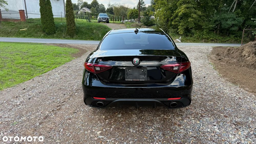 Alfa Romeo Giulia 2.0 Turbo Veloce Q4 - 14