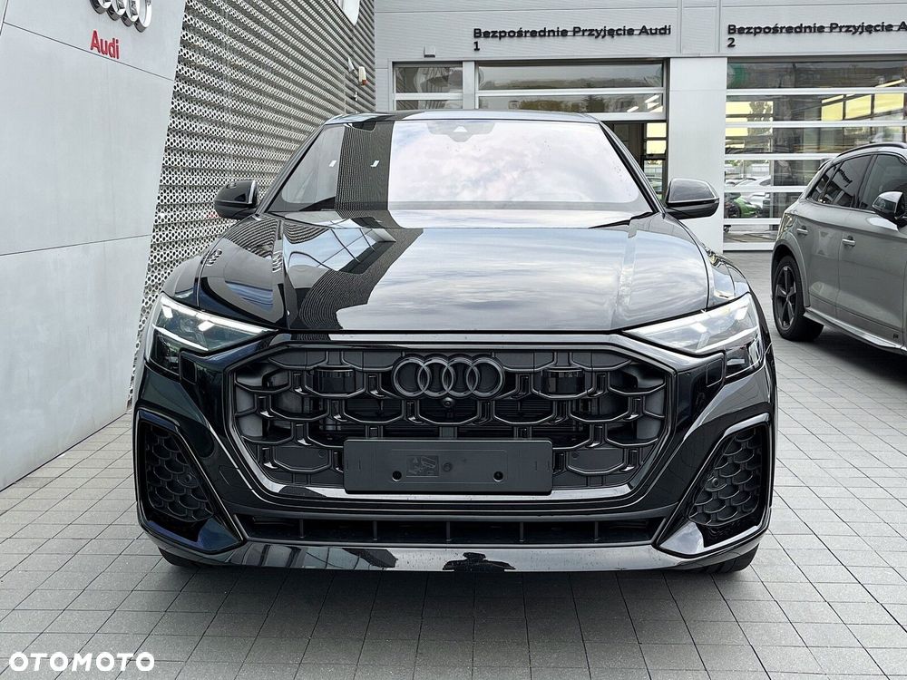 Audi Q8 - 11
