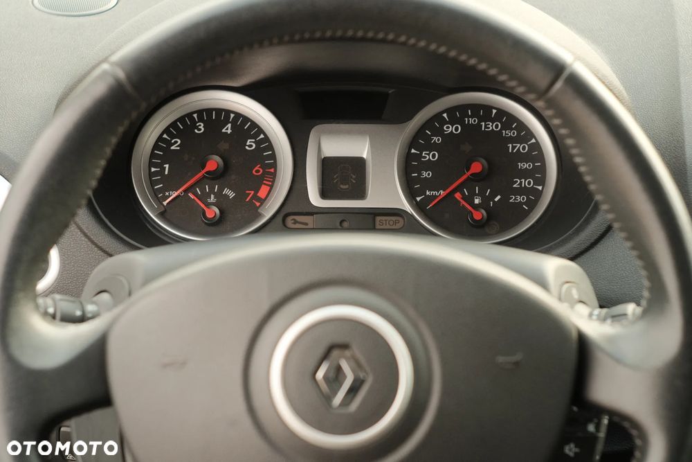 Renault Clio 1.2 16V Expression - 21