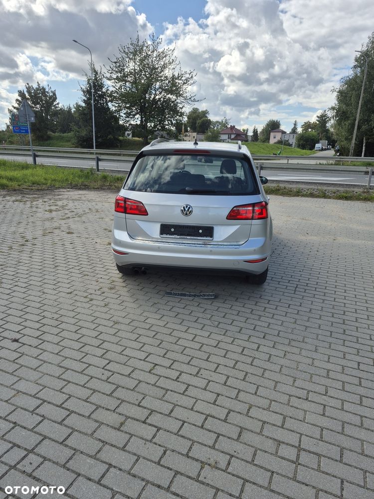 Volkswagen Golf - 4