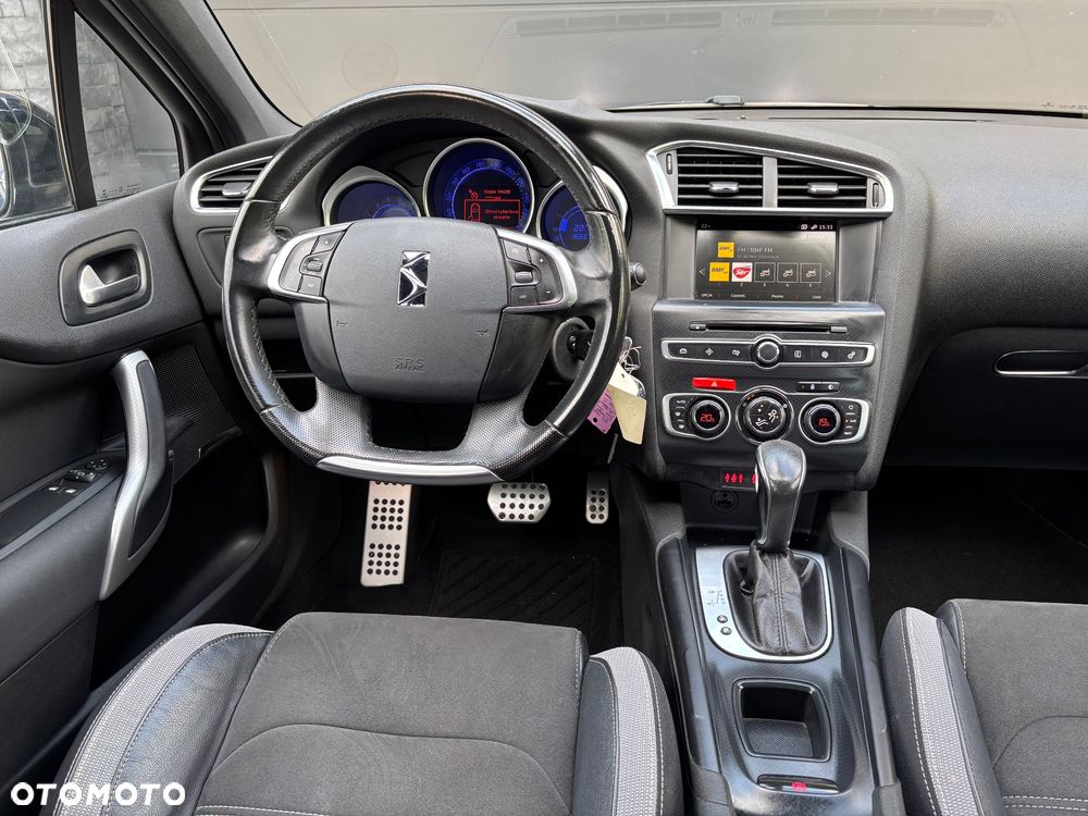 DS Automobiles DS 4 - 8