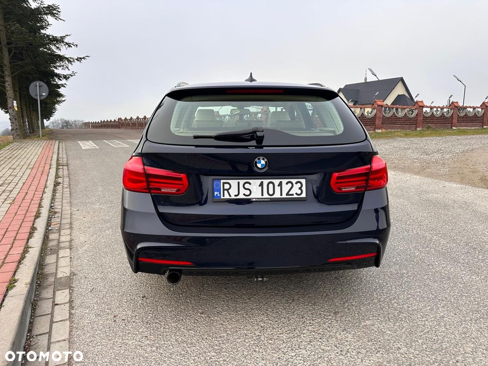 BMW Seria 3 318d Sport Line - 8