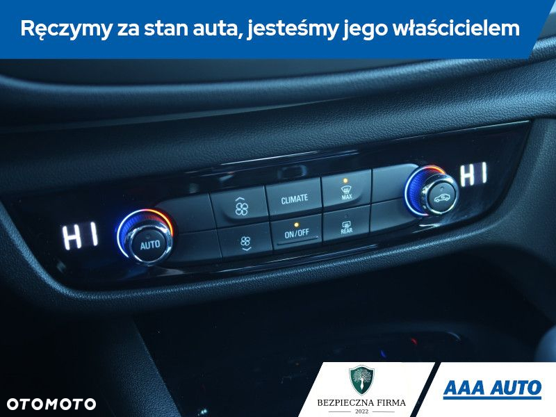 Opel Insignia - 16