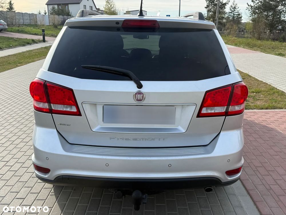 Fiat Freemont 2.0 Multijet 16V DPF Automatik Allrad Lounge - 10