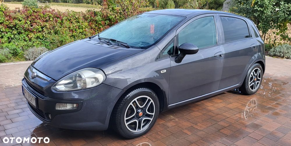 Fiat Punto Evo 1.4 8V Estiva Blue&Me - 10
