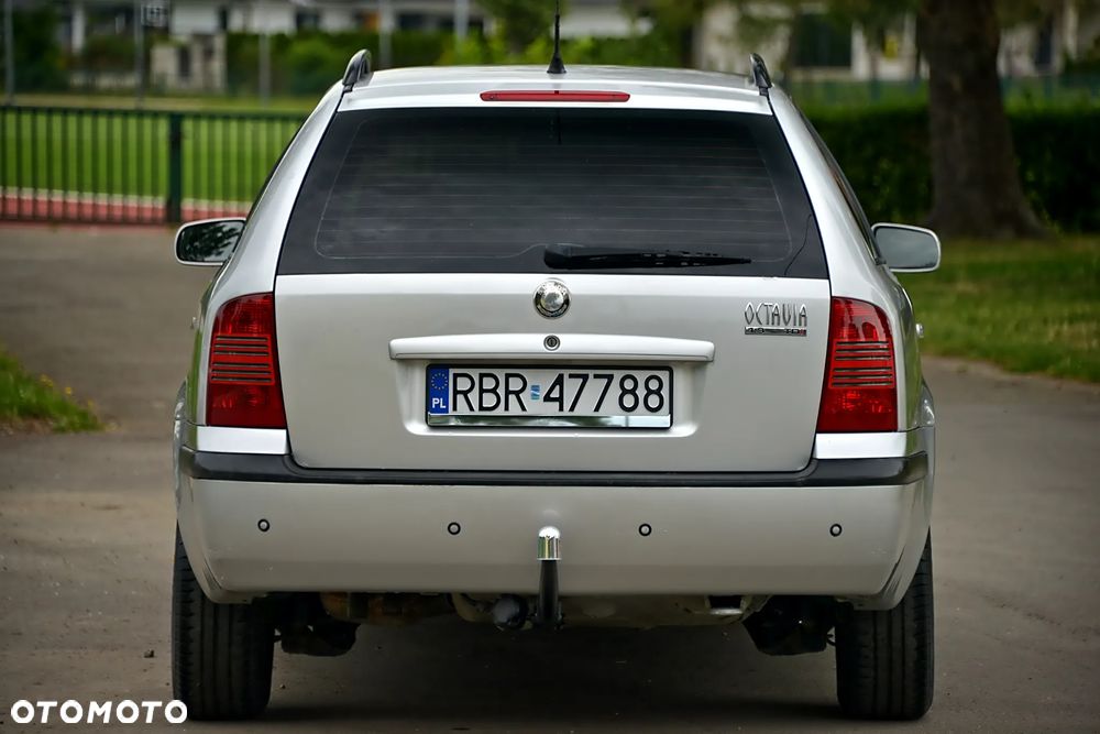 Skoda Octavia 1.9 TDI Combi Ambiente - 4
