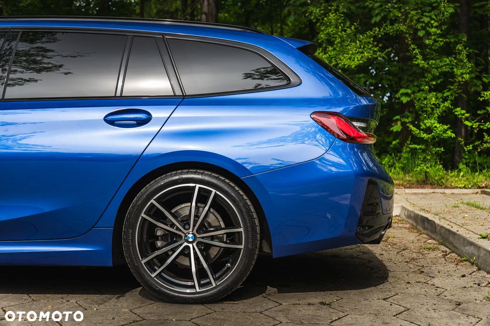 BMW Seria 3 320d xDrive M Sport sport - 34