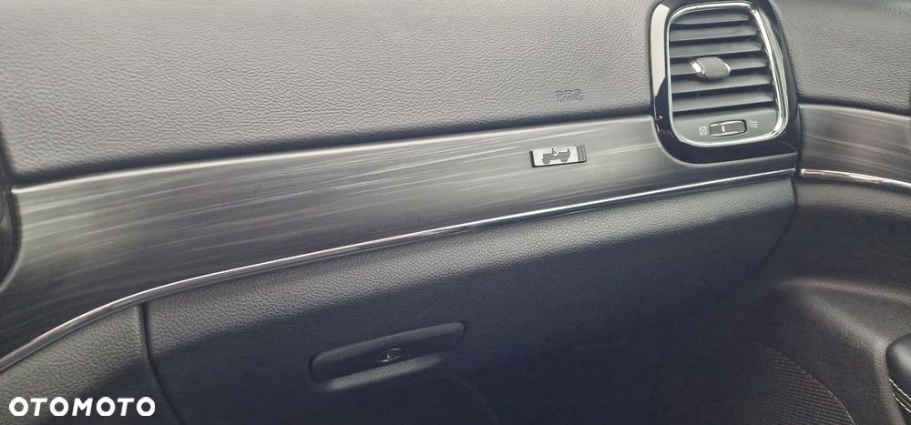 Jeep Grand Cherokee 3.6 V6 Pentastar 4WD Automatik Limited - 32