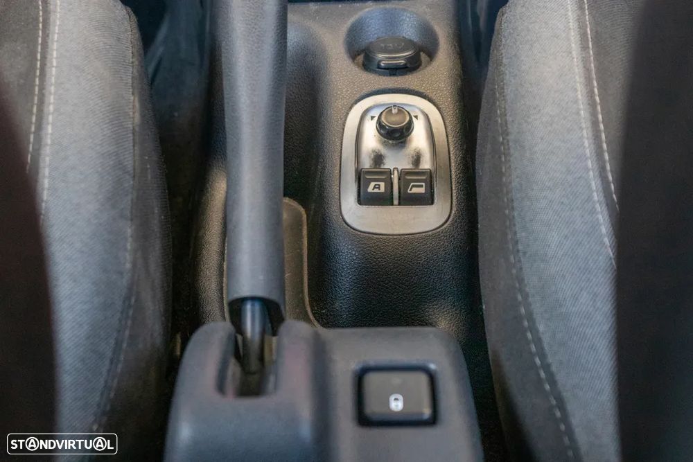 Peugeot 206+ 1.1 Urban - 11