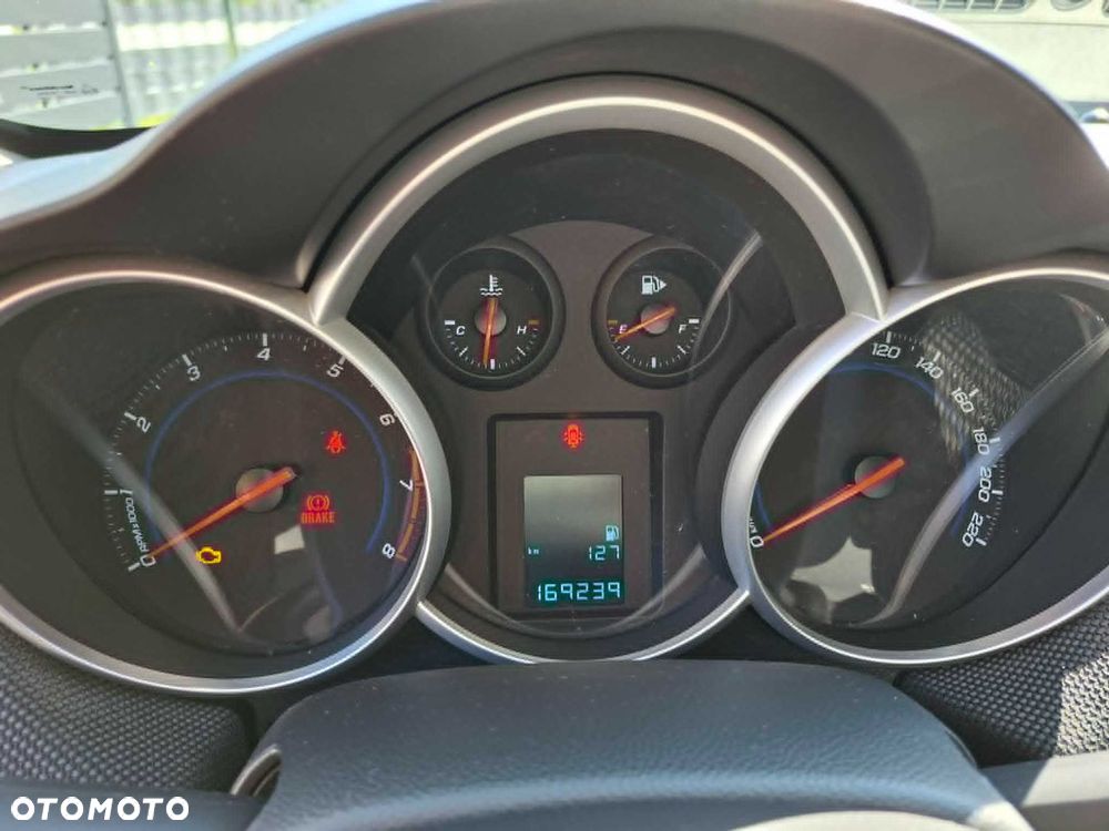 Chevrolet Cruze - 6