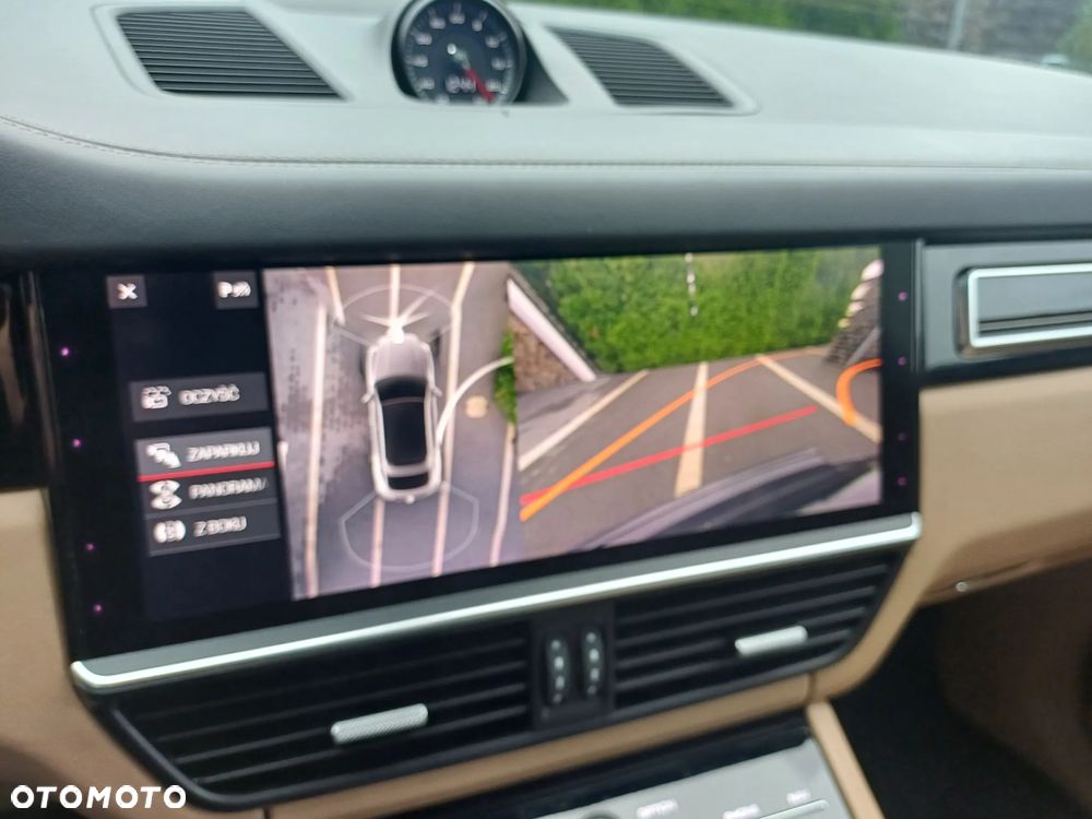 Porsche Cayenne Turbo Tiptronic S - 21